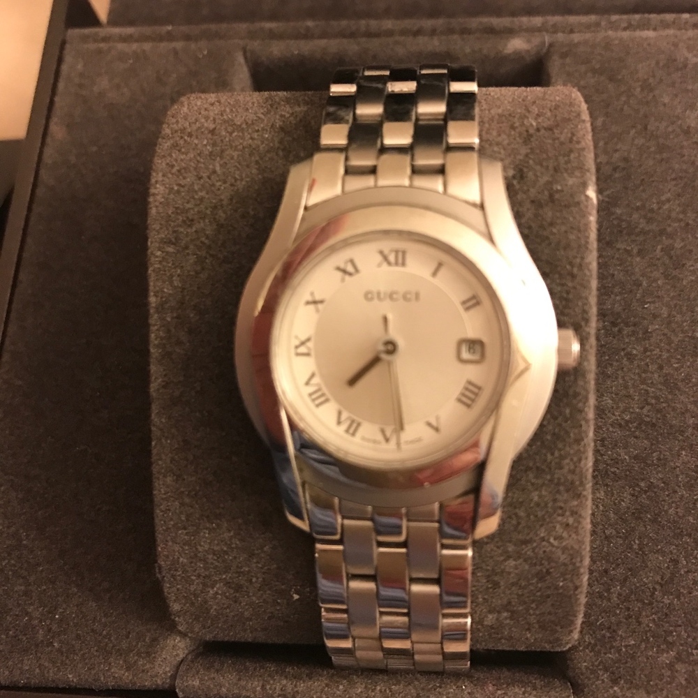 Authentic Gucci Watch 5500 series